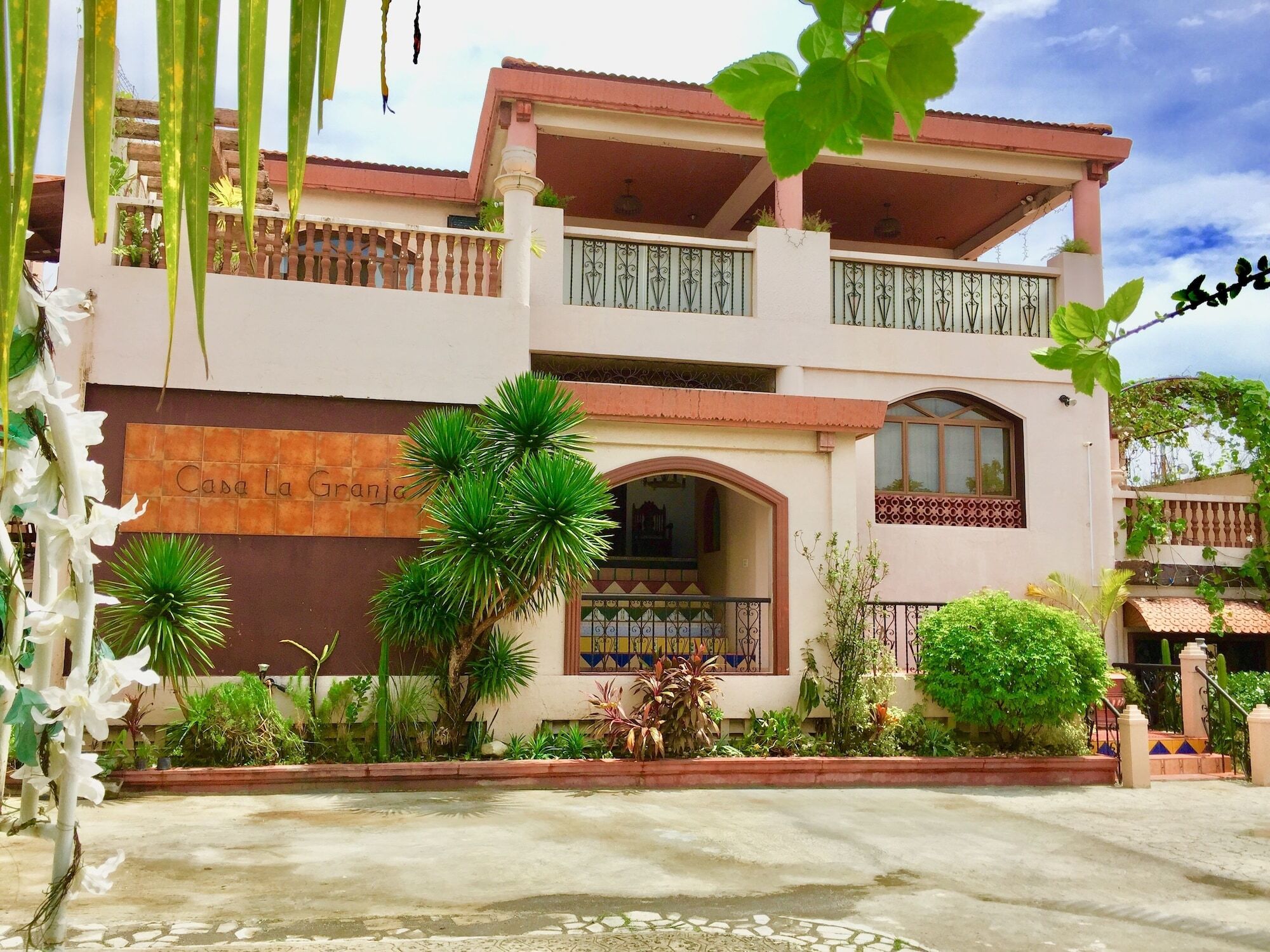 Casa La Granja Hotel Iloilo City Buitenkant foto