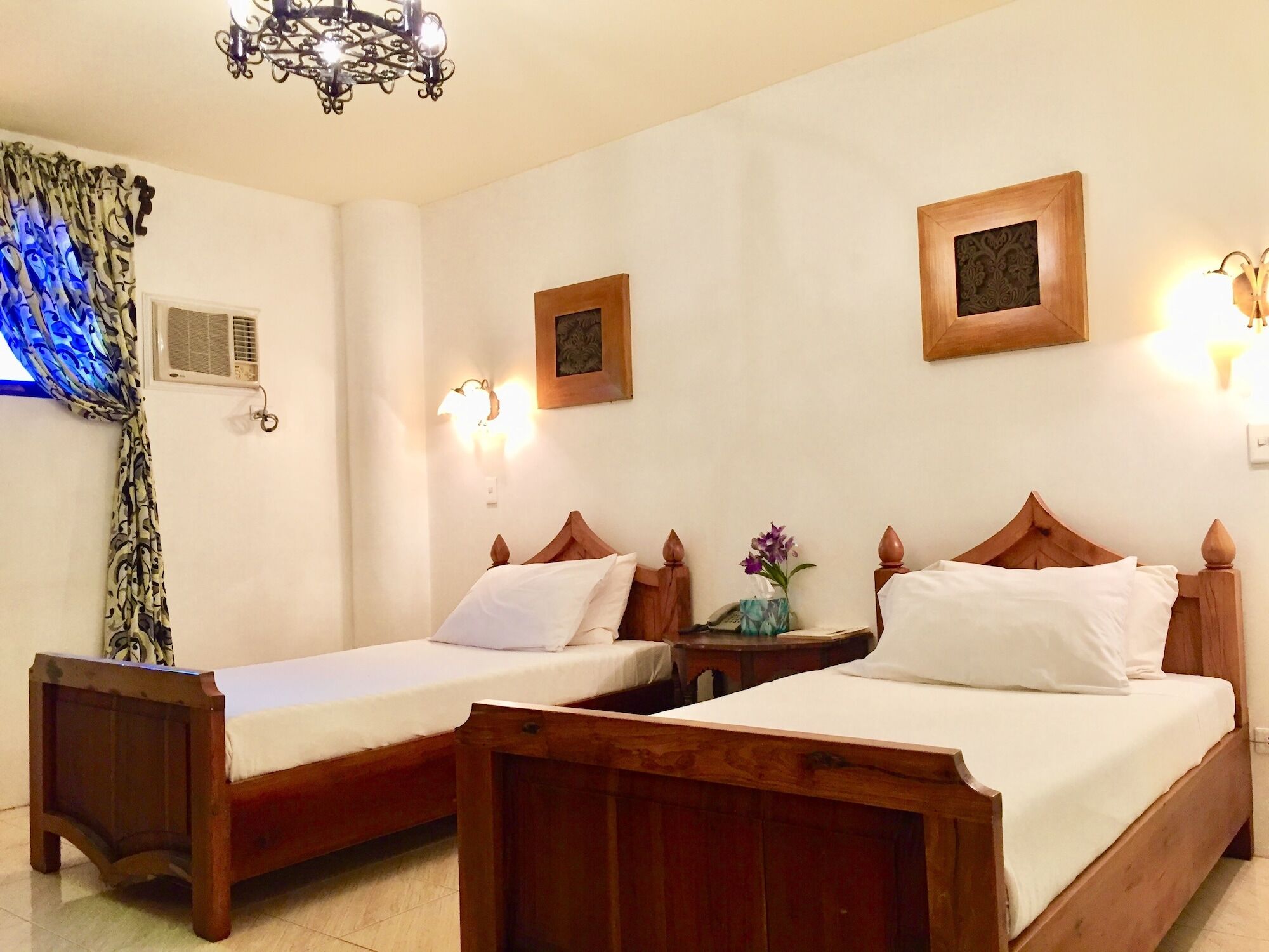 Casa La Granja Hotel Iloilo City Buitenkant foto